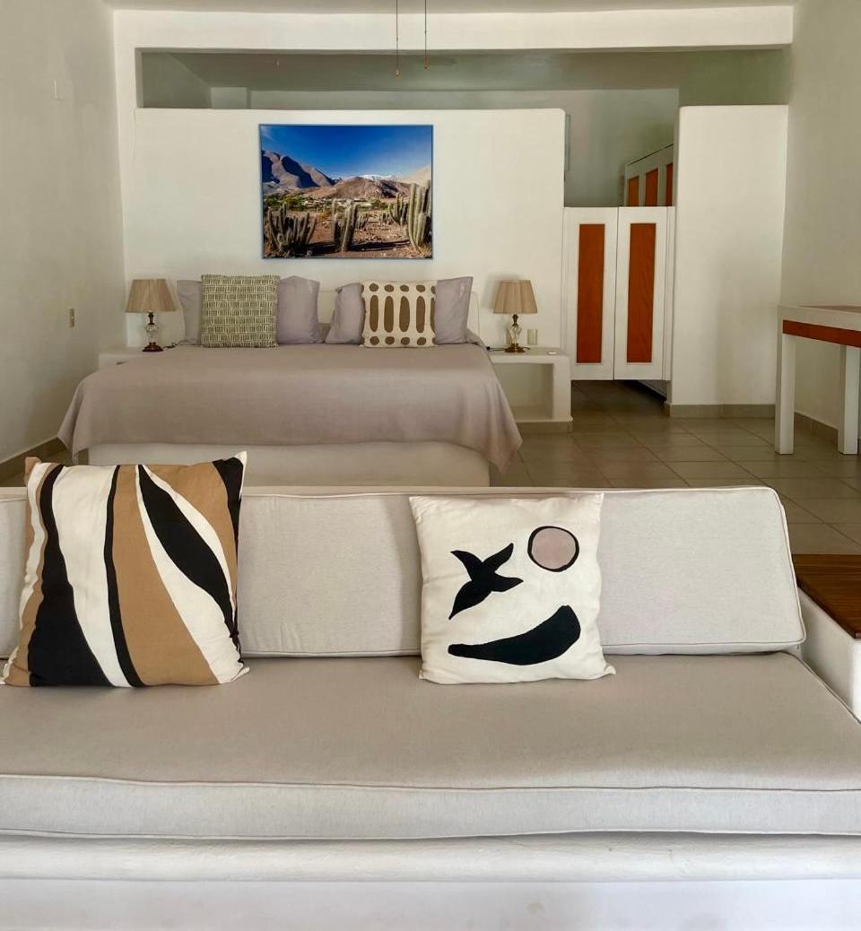 Bed and Breakfast Casa Faro Тронконес Екстер'єр фото